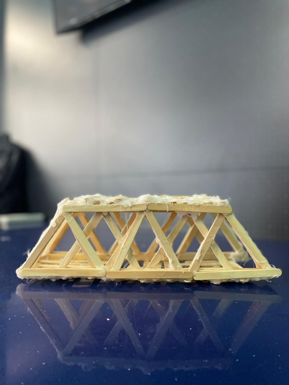 Modelo de Ponte Treliçada